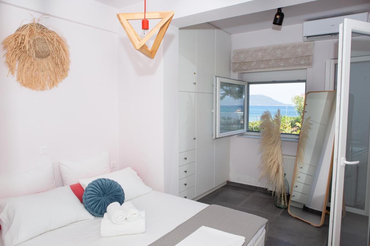 Pampas Seafront Villa, 6 Bedrooms, North Evvoia Kanatadhika ภายนอก รูปภาพ
