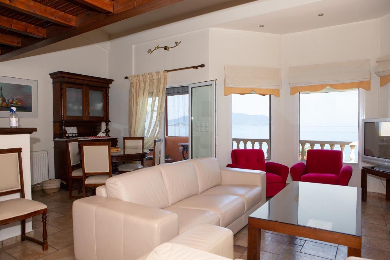 Pampas Seafront Villa, 6 Bedrooms, North Evvoia Kanatadhika ภายนอก รูปภาพ