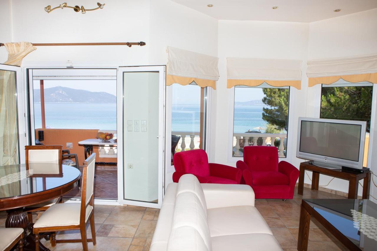 Pampas Seafront Villa, 6 Bedrooms, North Evvoia Kanatadhika ภายนอก รูปภาพ