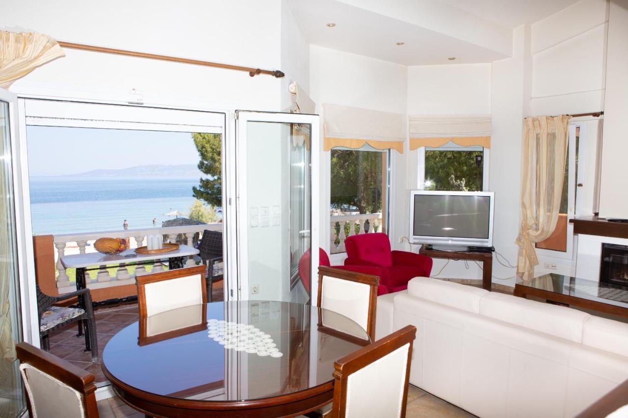 Pampas Seafront Villa, 6 Bedrooms, North Evvoia Kanatadhika ภายนอก รูปภาพ