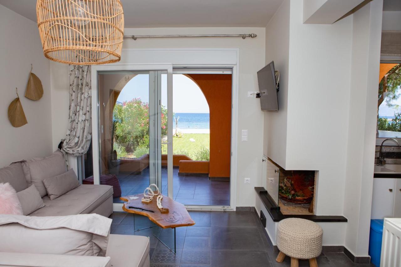 Pampas Seafront Villa, 6 Bedrooms, North Evvoia Kanatadhika ภายนอก รูปภาพ